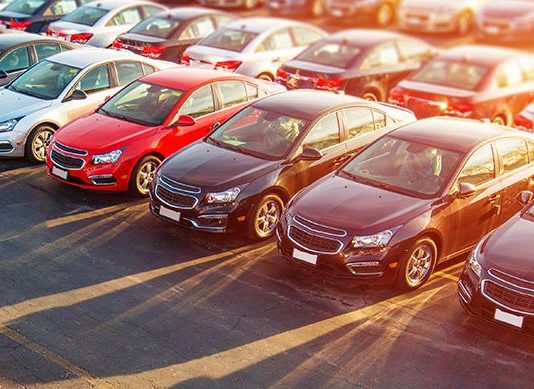 Da Leonteq due certificates su lusso e automotive con cedole fino al 12% lordo annuo Investire nel settore automobilistico