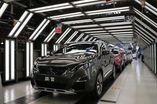 Un certificato per puntare sul rimbalzo delle azioni Stellantis Investire su azioni Stellantis e su Settore Automobilistico