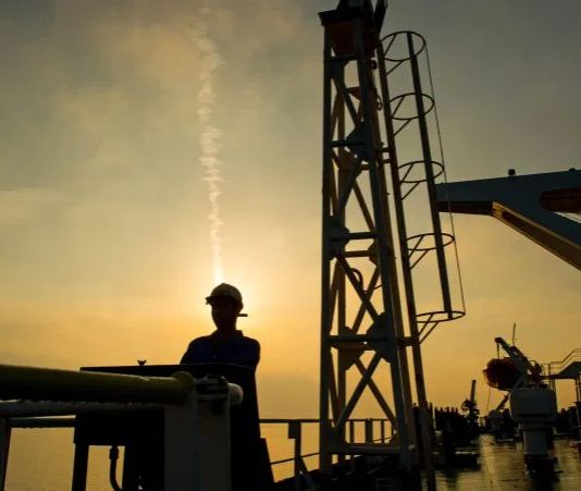 canale di suez e petrolio