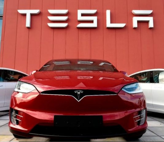 Tesla - Auto elettriche. Conviene investire nelle azioni Tesla?