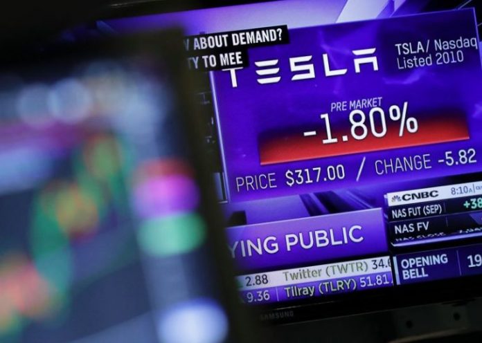 image-17-1 INVESTIRE SU TESLA