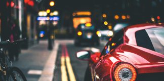 investire sul settore automobilistico