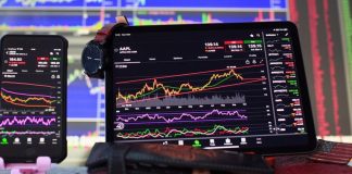 cedole mensili sul NASDAQ