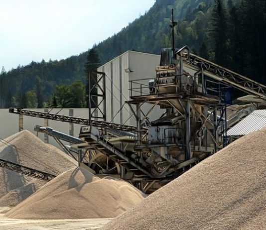 Investire su Azioni del Settore Materie Prime Investire su Azioni legate al settore materie prime
