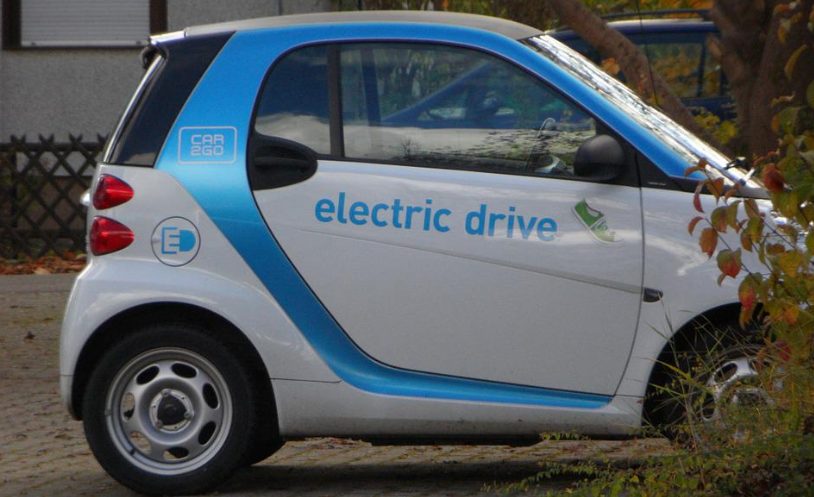 investire su settore auto elettriche