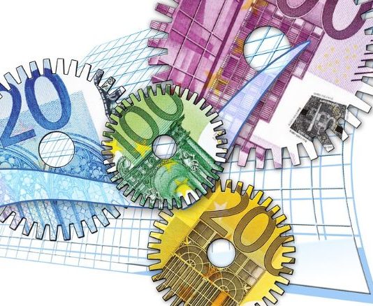 Investire su azioni Eni ed Intesa con un rendimento fino al 10% Come investire 50.000 euro?
