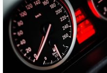 investire sul settore automobilistico