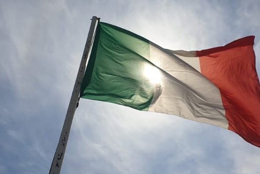 Cedole fino al 10,20% annuo per puntare su azioni italiane Investire su Azioni Italiane con i Certificates