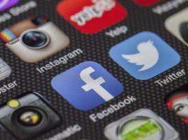 Investire su Meta e Tesla investire su Meta Facebook