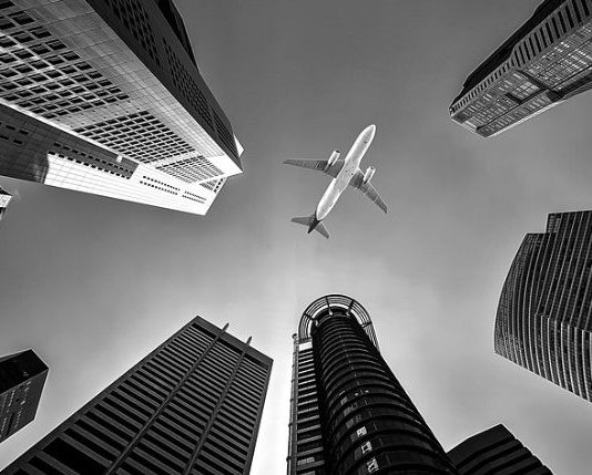 Investire nel Settore dei Trasporti Aerei Investire sul settore dei trasporti aerei