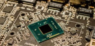 investire su semiconduttori e microchips