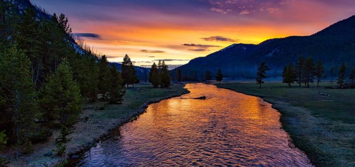 Investire ambiente ESG Investire ambiente ESG acqua