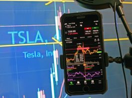 Conviene investire sulle azioni di Tesla? azioni tesla